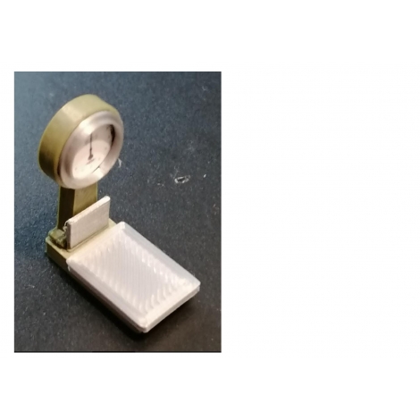 Pèse-personne de salle d'attente de gare, échelle zéro 1/43,5