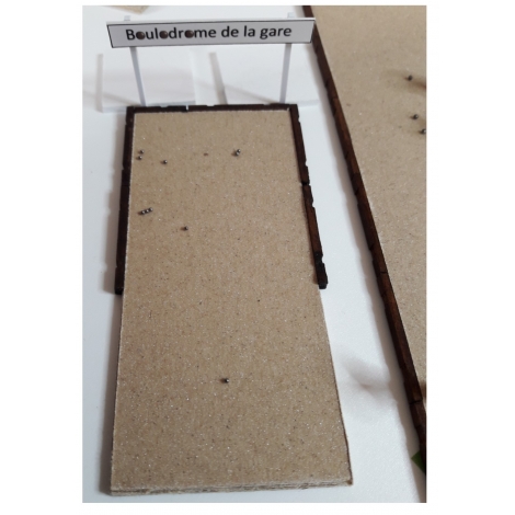 Terrain de pétanque, boulodrome petit modèle ho