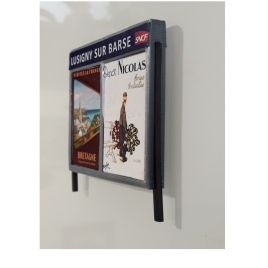 Panneaux publicitaires de quai de gare, twins échelle zéro