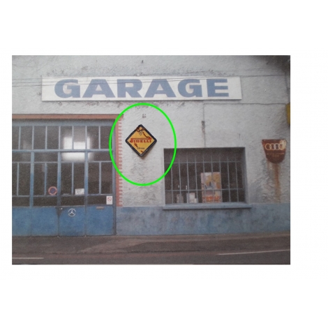 Repro d'une plaque émaillée " Pirelli" 1/43,5-1/87