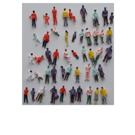 Lot de 50 personnages environ, ho 1/87