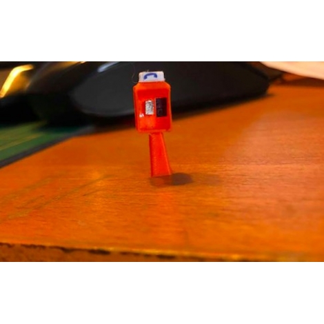 Téléphone de passage à niveau en béton