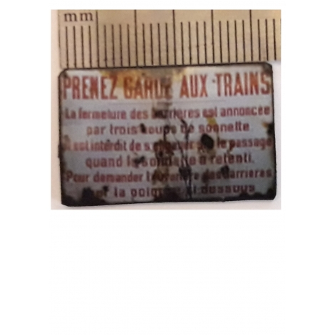 Prenez garde aux trains 1/43,5