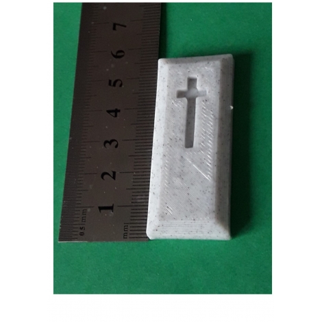 Pierre tombale n° 2 échelle zéro