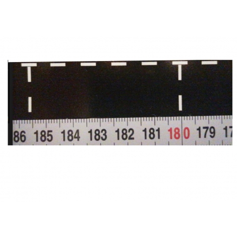 17 Places de stationnement, échelle ho