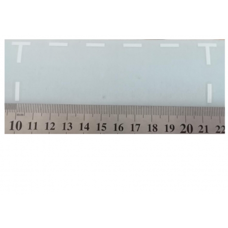 5 Places de stationnement blanches, transfert échelle Zéro